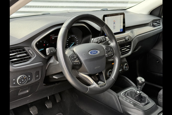 Ford FOCUS Wagon 1.0 EcoBoost Titanium Business Navi|Cruise|Trekhaak|Stoel+Stuur verw|Carplay|B&O|PDC V+A|N.A.P|Apk tot 11-2026