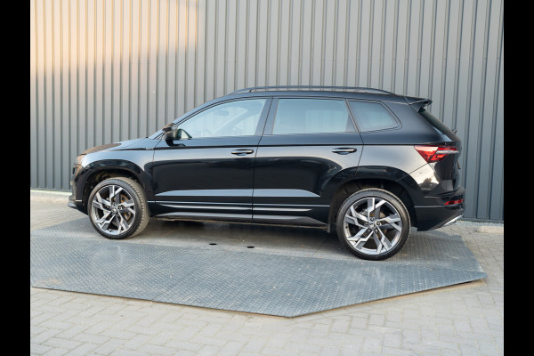 Škoda Karoq 1.5 TSI ACT Sportline Business | Elk. A-klep | 19'' | Camera | Prijs Rijklaar!!