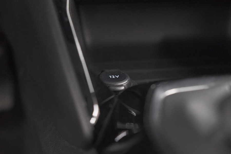 Peugeot 208 PureTech 100 Allure Pack | Parkeersensoren | Apple Carplay | Stoelverwarming