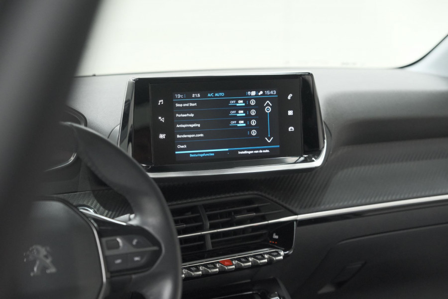 Peugeot 208 PureTech 100 Allure Pack | Parkeersensoren | Apple Carplay | Stoelverwarming