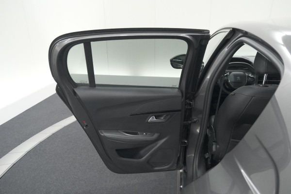 Peugeot 208 PureTech 100 Allure Pack | Parkeersensoren | Apple Carplay | Stoelverwarming