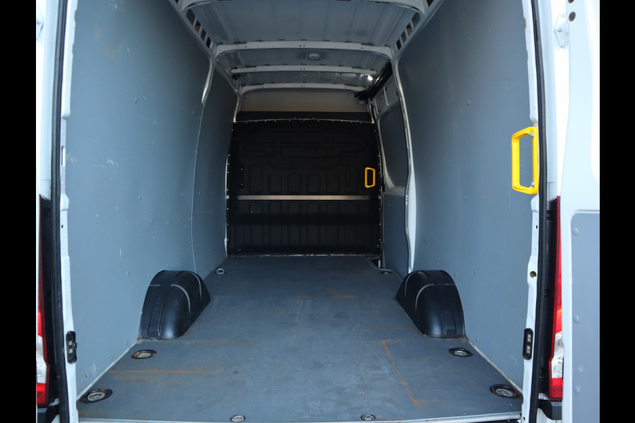 Iveco Daily 35S16 Hi-Matic Euro 6 - Luchtvering - L2H2 - 3.5t KG Trekhaak - LED