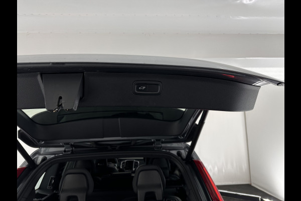 Volvo XC90 2.0 T8 Twin Engine AWD R-Design [ 7-Pers. ] Aut. *PANO | HEAD-UP | LEATHER-MICROFIBRE | FULL-LED | MEMORY-PACK | DIGI-COCKPIT | NAVI-FULLMAP | CARPLAY | ECC | HEATED-COMFORTSEATS | LANE-ASSIST | PDC | TOWBAR | 20"ALU*