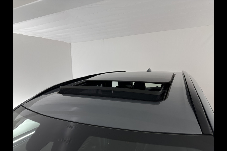 Volvo XC90 2.0 T8 Twin Engine AWD R-Design [ 7-Pers. ] Aut. *PANO | HEAD-UP | LEATHER-MICROFIBRE | FULL-LED | MEMORY-PACK | DIGI-COCKPIT | NAVI-FULLMAP | CARPLAY | ECC | HEATED-COMFORTSEATS | LANE-ASSIST | PDC | TOWBAR | 20"ALU*