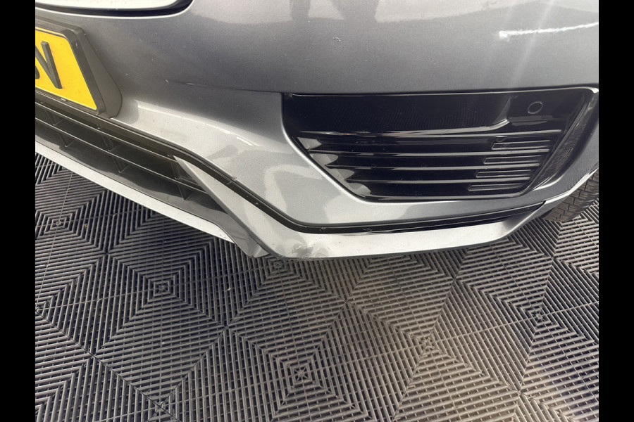 Volvo XC90 2.0 T8 Twin Engine AWD R-Design [ 7-Pers. ] Aut. *PANO | HEAD-UP | LEATHER-MICROFIBRE | FULL-LED | MEMORY-PACK | DIGI-COCKPIT | NAVI-FULLMAP | CARPLAY | ECC | HEATED-COMFORTSEATS | LANE-ASSIST | PDC | TOWBAR | 20"ALU*