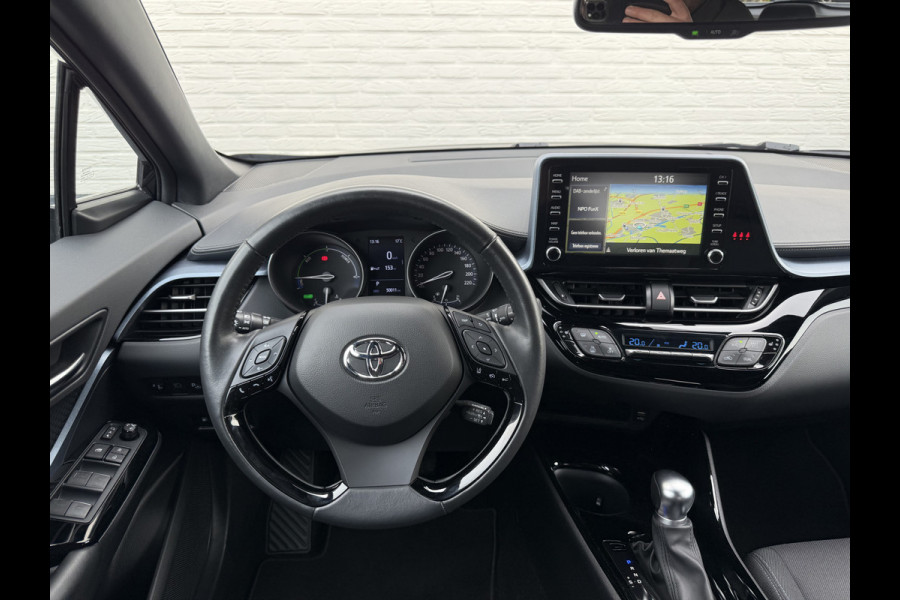 Toyota C-HR 2.0 Hybrid Team D | ACC | Camera | Keyless | Dodehoek | 18 inch