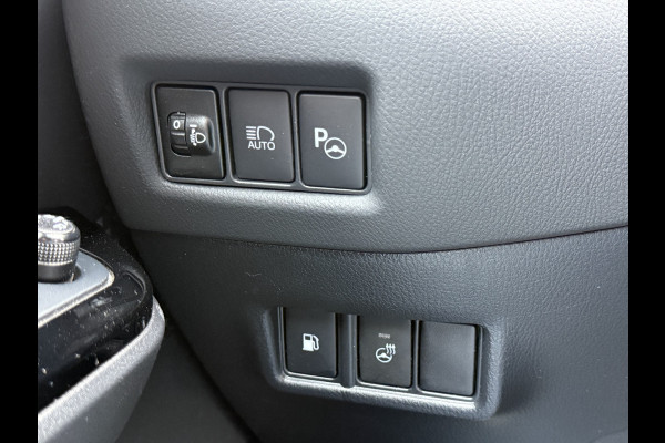 Toyota C-HR 2.0 Hybrid Team D | ACC | Camera | Keyless | Dodehoek | 18 inch