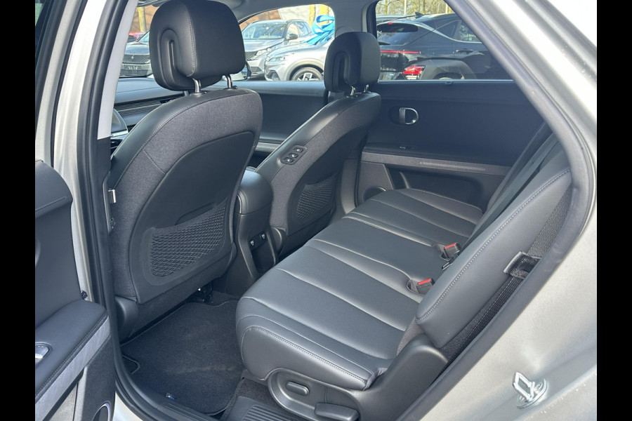 Hyundai IONIQ 5 Lounge 77kWh SOH 100%| NIEUWE AUTO 45KM!!| VAN €60.000,- NU VOOR SLECHTS €45.877,- Uw LENTEVOORDEEL €14.123,-| ELEK. STOELEN MET MEMORY| WARMTEPOMP| BOSE AUDIO| HEAD-UP DISPLAY| STOELVERWARMING+ VENTILATIE| ACHTERBANK VERWARMD| SUPER COMPLEET!|