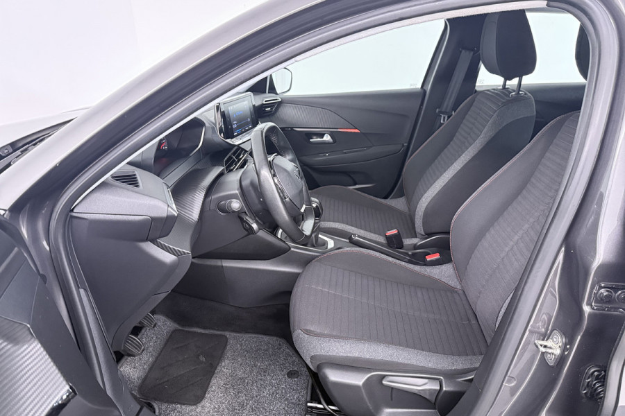 Peugeot 208 1.2 PureTech Active Pack (TREKHAAK, SENSOREN, BLUETOOTH, NAVIGATIE)