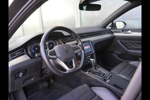 Volkswagen Passat Variant 1.5 TSI R-Line Business + | Achteruitrijcamera | Apple Carplay/Android Auto