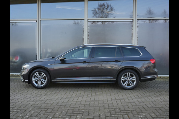 Volkswagen Passat Variant 1.5 TSI R-Line Business + | Achteruitrijcamera | Apple Carplay/Android Auto