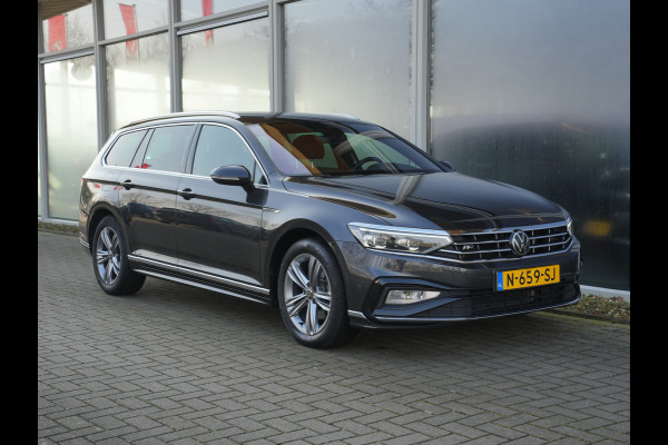Volkswagen Passat Variant 1.5 TSI R-Line Business + | Achteruitrijcamera | Apple Carplay/Android Auto