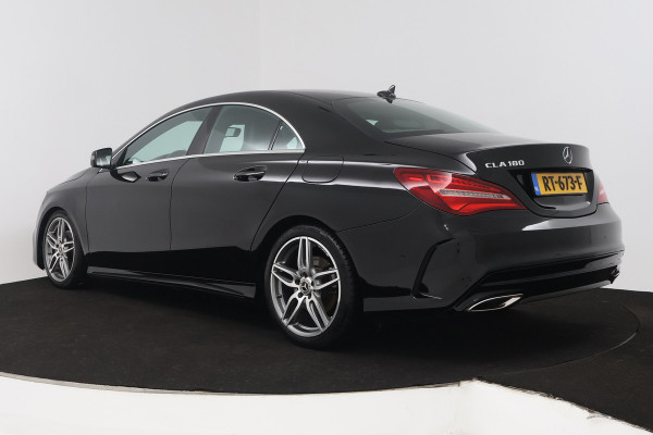 Mercedes-Benz CLA-Klasse 180 Business Solution (STOELVERWARMING, ACHTERUITRIJCAMERA, NAVIGATIE, CRUISE CONTROL, PARKEERSENSOREN)