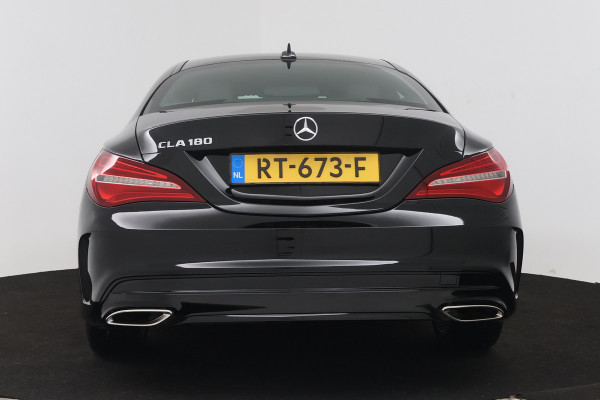 Mercedes-Benz CLA-Klasse 180 Business Solution (STOELVERWARMING, ACHTERUITRIJCAMERA, NAVIGATIE, CRUISE CONTROL, PARKEERSENSOREN)