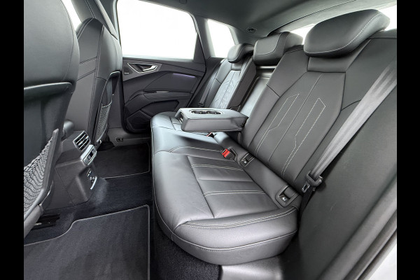Audi Q4 e-tron 50 Quattro 300pk BOMVOL 82kWh SOH 95% Leer Warmtepomp SONOS®-Hifi Navi Camera Adap.Cruise Elek.Stoelen+Memory+Verwarming Apple C Launch Ed. Advanced Plus DAB Matrix LED Lmv  € 76.000 nieuw 1e Eigenaar Origineel Nederlandse Auto Dealeronderhouden