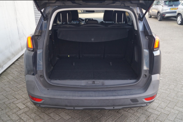 Peugeot 5008 1.2 PureTech 130pk Executive 7-persoons -NW.MOTOR-NAVI-ECC-