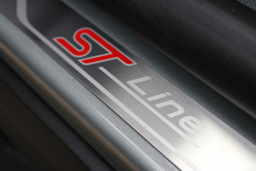 Ford Kuga 2.5 PHEV ST-Line X | Trekhaak | Panoramadak | B&O | BLIS | Head-Up