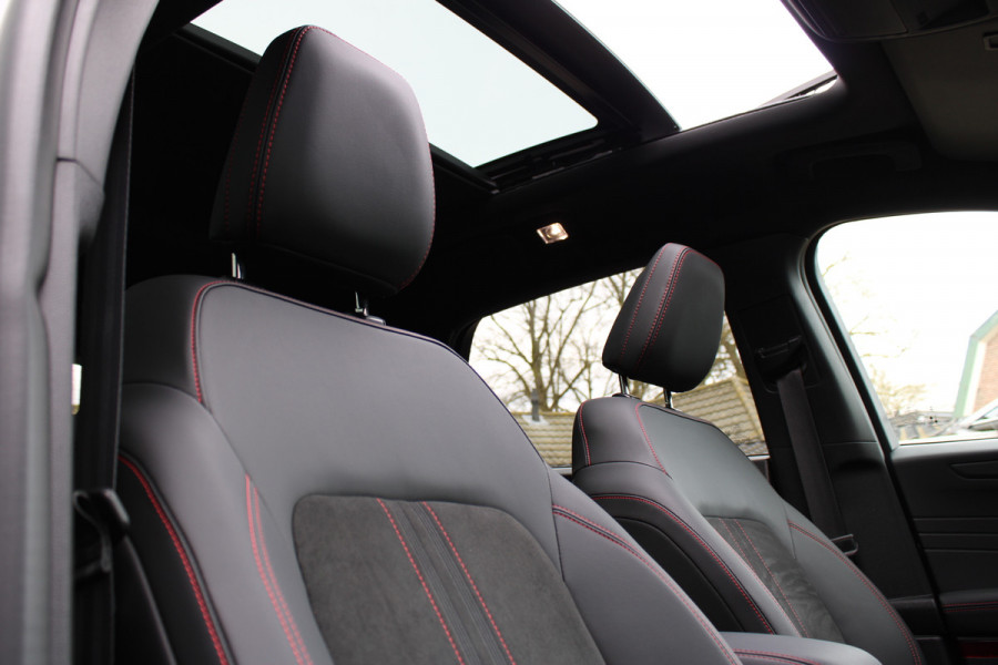 Ford Kuga 2.5 PHEV ST-Line X | Trekhaak | Panoramadak | B&O | BLIS | Head-Up