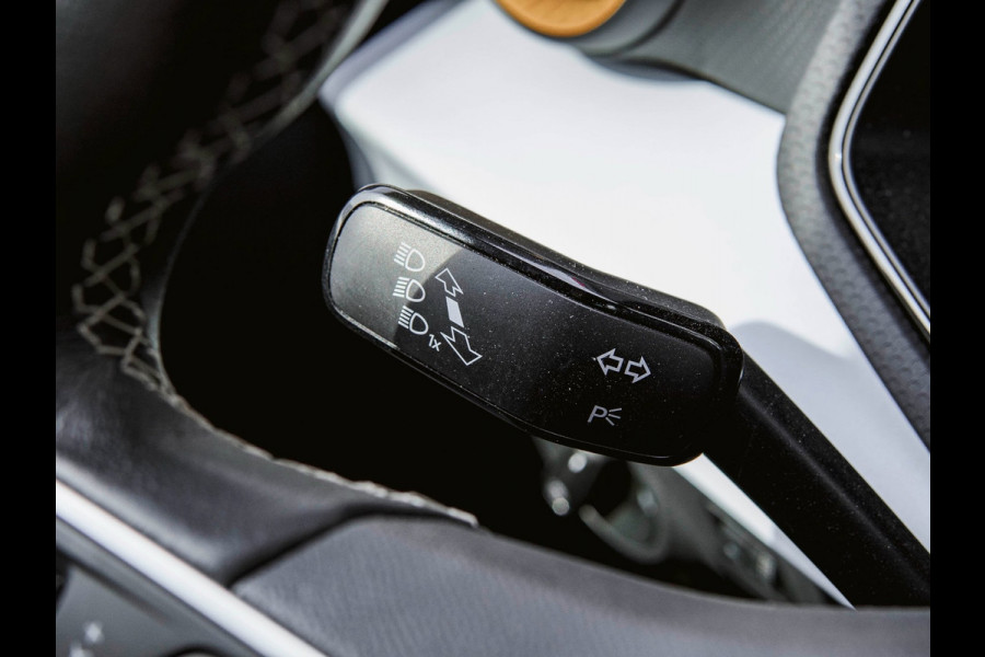 Seat Arona 1.0 EcoTSI Style Cruise|PDC|Navi|Carplay|Stoelverwarming