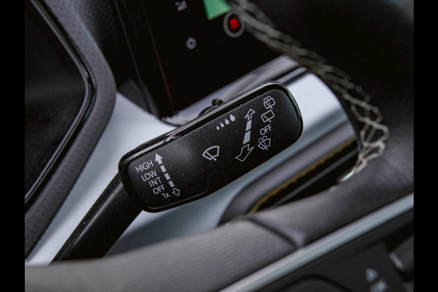 Seat Arona 1.0 EcoTSI Style Cruise|PDC|Navi|Carplay|Stoelverwarming