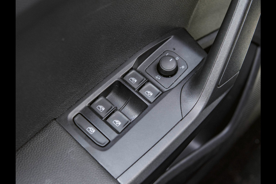 Seat Arona 1.0 EcoTSI Style Cruise|PDC|Navi|Carplay|Stoelverwarming