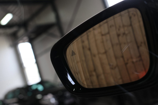 BMW 3 Serie Touring 330e M-Sport *Pano*M-Stoelen*Laser*Keyless*Head-Up*