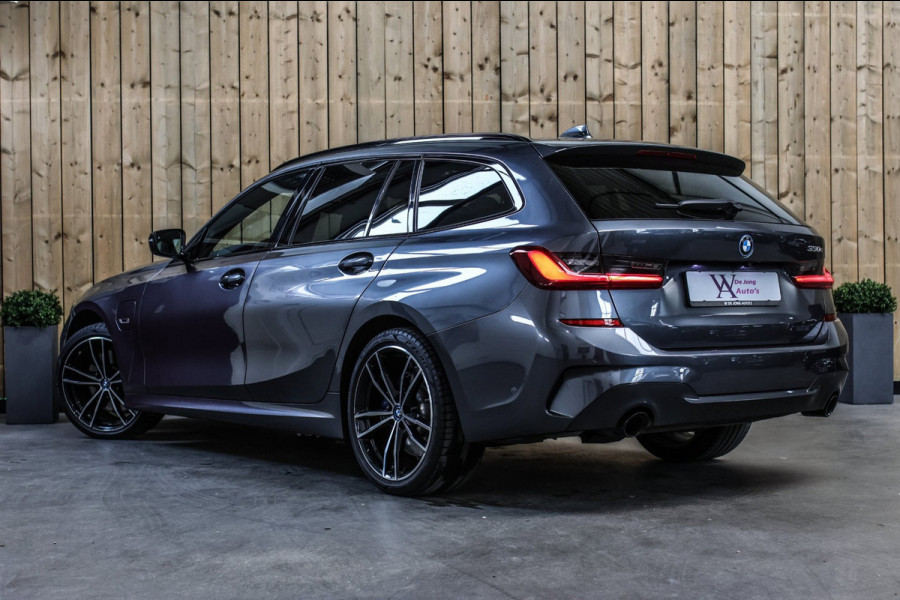 BMW 3 Serie Touring 330e M-Sport *Pano*M-Stoelen*Laser*Keyless*Head-Up*