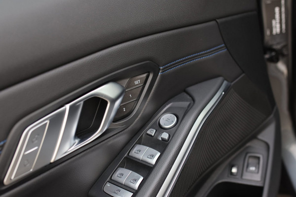 BMW 3 Serie Touring 330e M-Sport *Pano*M-Stoelen*Laser*Keyless*Head-Up*