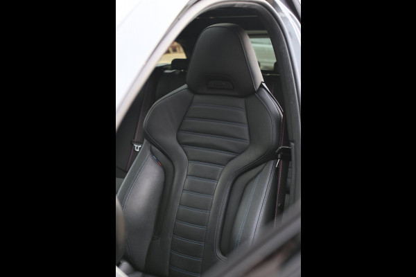 BMW 3 Serie Touring 330e M-Sport *Pano*M-Stoelen*Laser*Keyless*Head-Up*