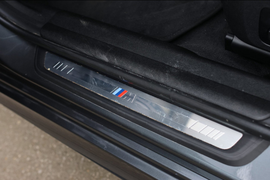 BMW 3 Serie Touring 330e M-Sport *Pano*M-Stoelen*Laser*Keyless*Head-Up*