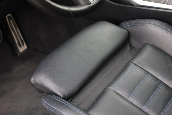 BMW 3 Serie Touring 330e M-Sport *Pano*M-Stoelen*Laser*Keyless*Head-Up*