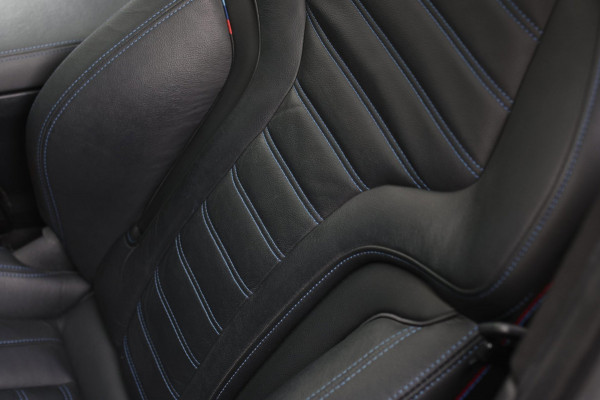 BMW 3 Serie Touring 330e M-Sport *Pano*M-Stoelen*Laser*Keyless*Head-Up*