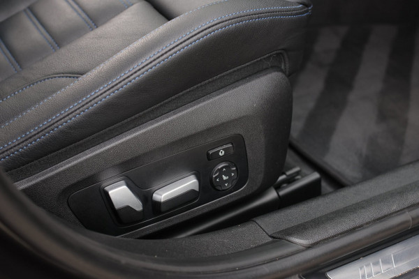 BMW 3 Serie Touring 330e M-Sport *Pano*M-Stoelen*Laser*Keyless*Head-Up*