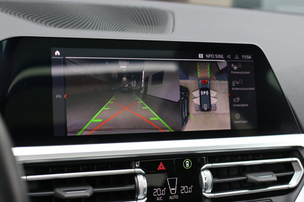 BMW 3 Serie Touring 330e M-Sport *Pano*M-Stoelen*Laser*Keyless*Head-Up*