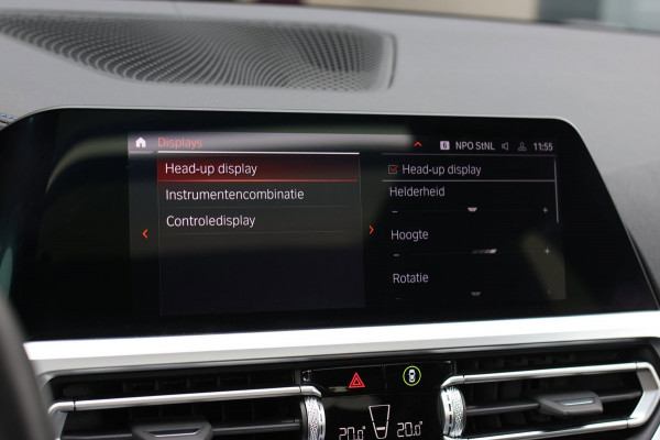 BMW 3 Serie Touring 330e M-Sport *Pano*M-Stoelen*Laser*Keyless*Head-Up*