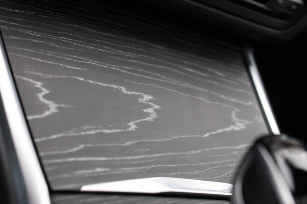 BMW 3 Serie Touring 330e M-Sport *Pano*M-Stoelen*Laser*Keyless*Head-Up*