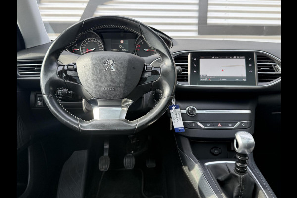Peugeot 308 SW 1.2 PureTech Allure 2e Eigenaar|Navi|Clima|Pano|cruise|Carplay|PDC V+A|D-riem vv in 2024|N.A.P|APK tot 02-2027