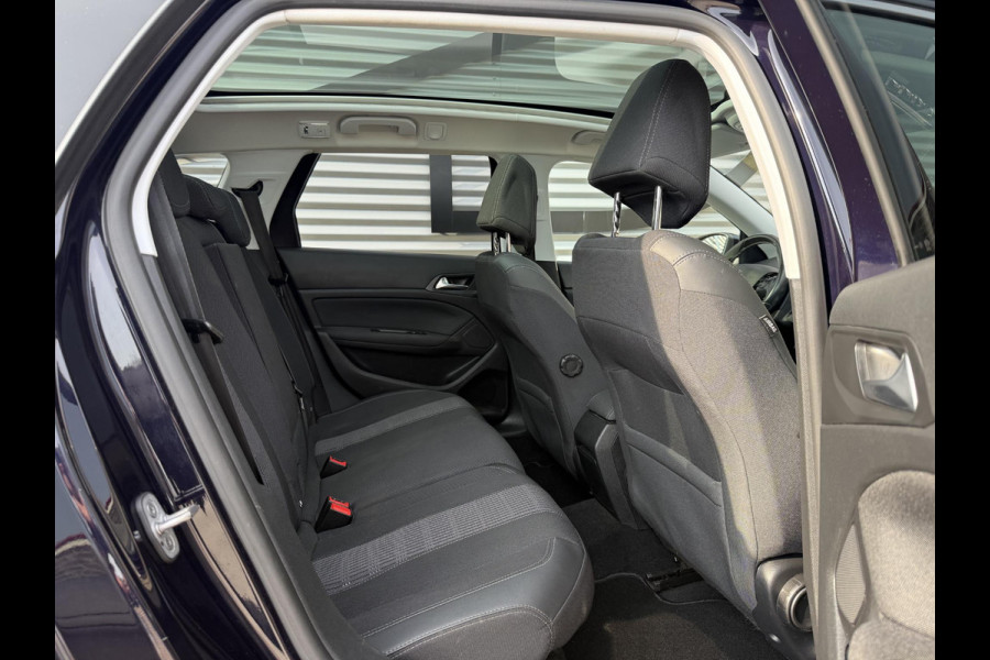 Peugeot 308 SW 1.2 PureTech Allure 2e Eigenaar|Navi|Clima|Pano|cruise|Carplay|PDC V+A|D-riem vv in 2024|N.A.P|APK tot 02-2027