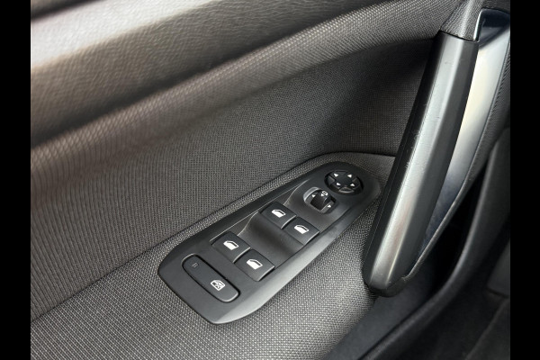 Peugeot 308 SW 1.2 PureTech Allure 2e Eigenaar|Navi|Clima|Pano|cruise|Carplay|PDC V+A|D-riem vv in 2024|N.A.P|APK tot 02-2027