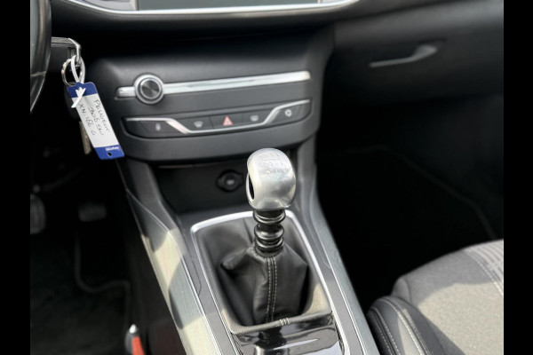 Peugeot 308 SW 1.2 PureTech Allure 2e Eigenaar|Navi|Clima|Pano|cruise|Carplay|PDC V+A|D-riem vv in 2024|N.A.P|APK tot 02-2027