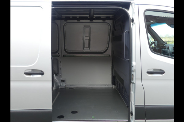 Mercedes-Benz Sprinter 314 CDI L1H1 LED/Adaptive cruise control/PDC