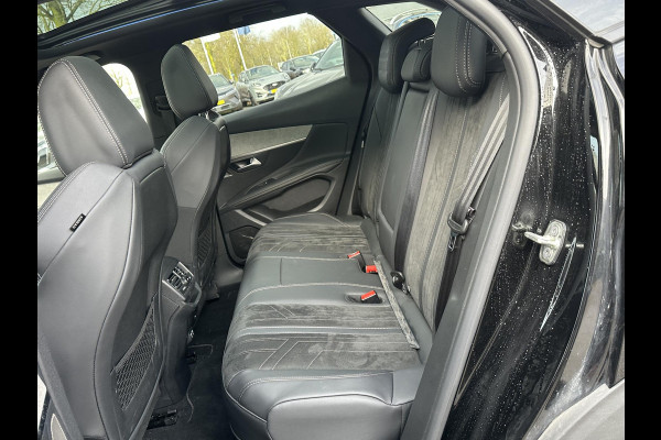 Peugeot 3008 1.6 HYbrid 225 GT Pack Business PANO| BLACK PACK| VAN €29.900,- NU VOOR SLECHTS €27.877,- Uw LENTEVOORDEEL €2.023,-| FOCAL AUDIO| CAMERA VOOR + ACHTER| ADAPTIVE CRUISE| DODE HOEK SENSOR| ELEK. ACHTERKLEP| STOELVERWARMING