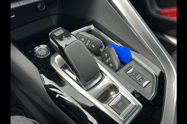 Peugeot 3008 1.6 HYbrid 225 GT Pack Business PANO| BLACK PACK| VAN €29.900,- NU VOOR SLECHTS €27.877,- Uw LENTEVOORDEEL €2.023,-| FOCAL AUDIO| CAMERA VOOR + ACHTER| ADAPTIVE CRUISE| DODE HOEK SENSOR| ELEK. ACHTERKLEP| STOELVERWARMING