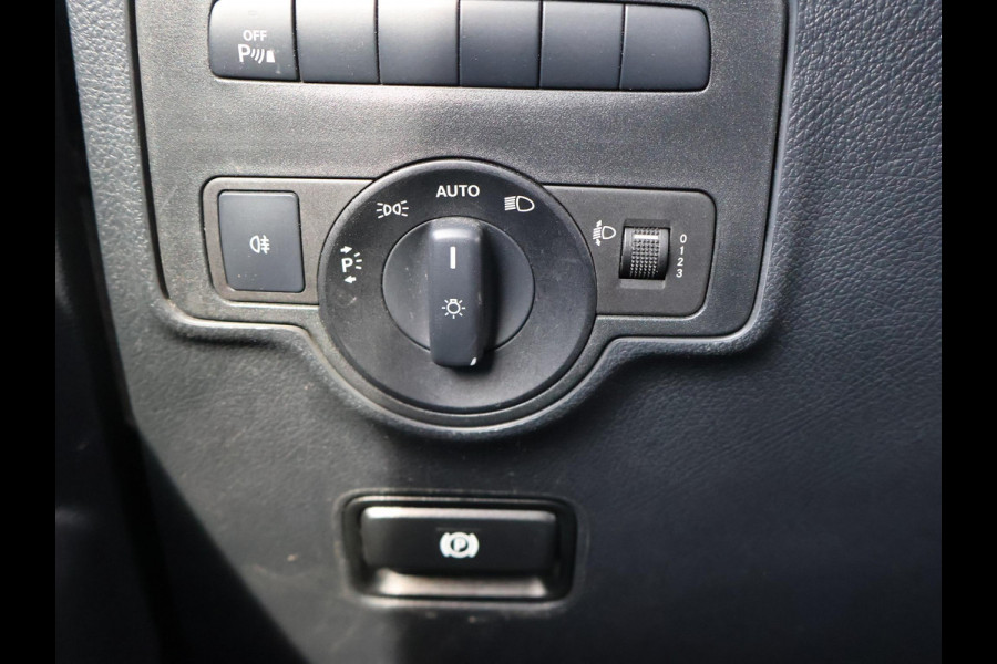Mercedes-Benz Vito 114 CDI 136 PK AUT. LANG DUBBEL CABINE + LEDER | 19 INCH LMV | TREKHAAK | NAVIGATIE