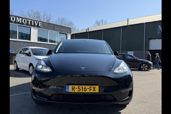 Tesla Model Y Performance AWD 75 kWh VAN €38.900,- NU VOOR SLECHTS €35.877,- Uw LENTEVOORDEEL €3.023,-AUTOPILOT| 21 INCH TURBINE VELGEN| ACHTERBANK VERWARMD| STOEL + STUURVERWARMING |DE HOOGVOLTACCU EN AANDRIJFLIJN GARANTIE TOT 2030 of 192.000KM |