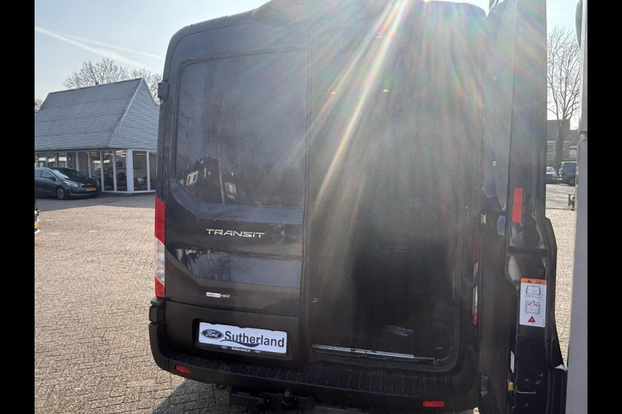 Ford Transit 350 2.0 TDCI L2H2 Trend | SCI | 130pk | Trekhaak | Achteruitrijcamera | Cruise control | Airco | Bluetooth | Voorruitverwarming | 3 zitplaatsen
