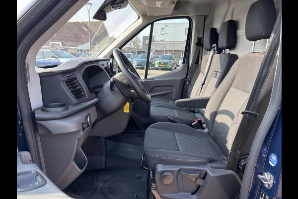 Ford Transit 350 2.0 TDCI L2H2 Trend | SCI | 130pk | Trekhaak | Achteruitrijcamera | Cruise control | Airco | Bluetooth | Voorruitverwarming | 3 zitplaatsen