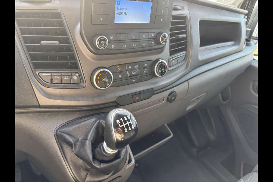 Ford Transit 350 2.0 TDCI L2H2 Trend | SCI | 130pk | Trekhaak | Achteruitrijcamera | Cruise control | Airco | Bluetooth | Voorruitverwarming | 3 zitplaatsen
