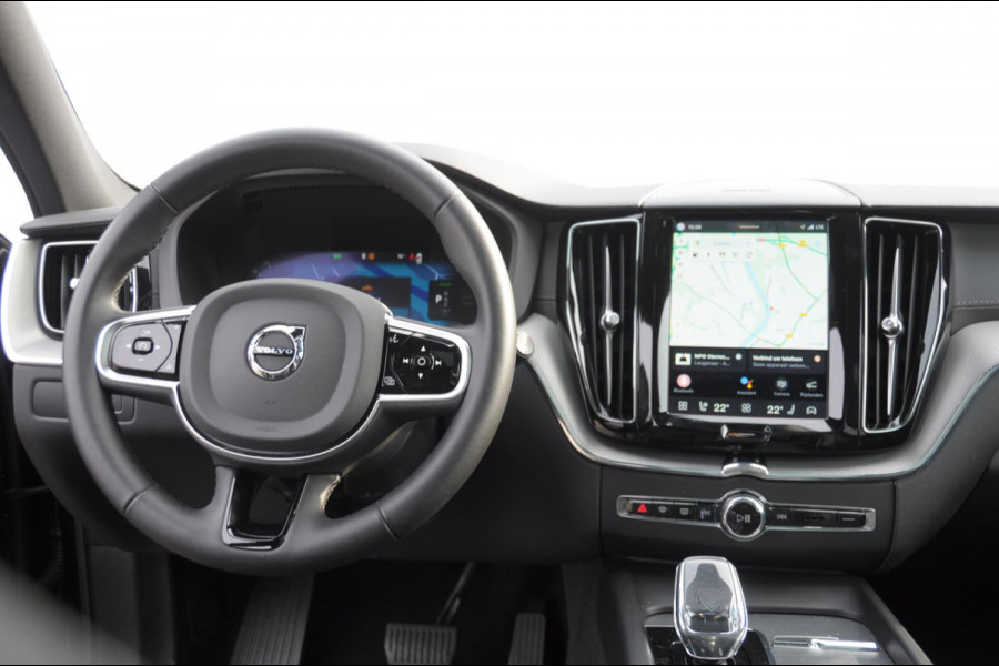 Volvo XC60 T6 350PK Plug-in hybrid AWD Ultra Black Edition / Navigatie / Adaptieve Cruise control / Head Up-Display / Panorama dak / Elektrische stoelen met geheugen / Stuurverwarming / Stoelverwarming v+a / 360 Camera /