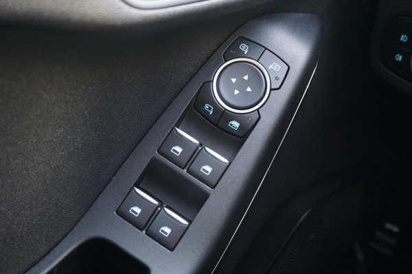 Ford Fiesta 1.0 EcoB.95PK Titanium/Camera/Winter Pack/ Driverassistance Pack!